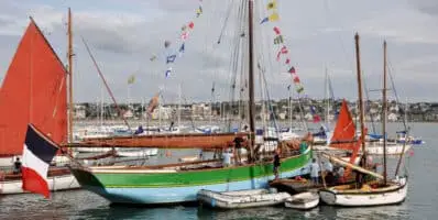 Vide grenier dimanche 7 mai à Erquy