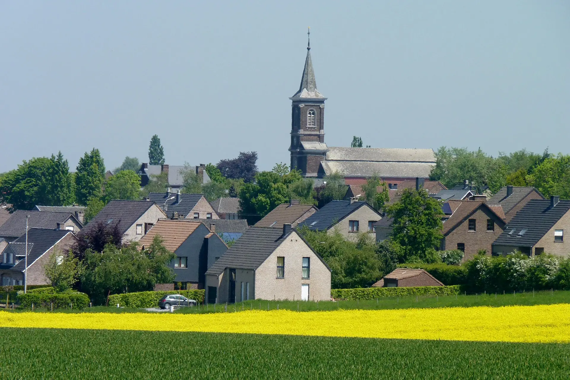 oupeye-l-eglise-de-hermee-photo-bernard-jacqmin