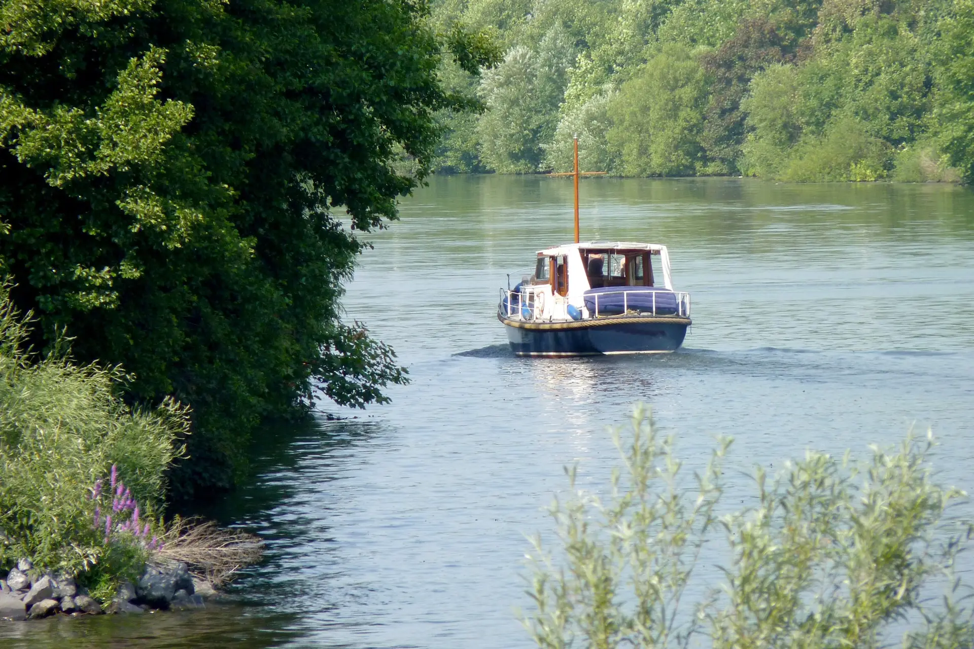 oupeye-plaisance-sur-la-meuse-a-hermalle-sous-argenteau-photo-bernard-jacqmin